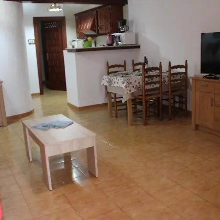 Apartment Apartamento Denia, 2 Dormitorios, 3 Personas - Es-262-41 Dénia